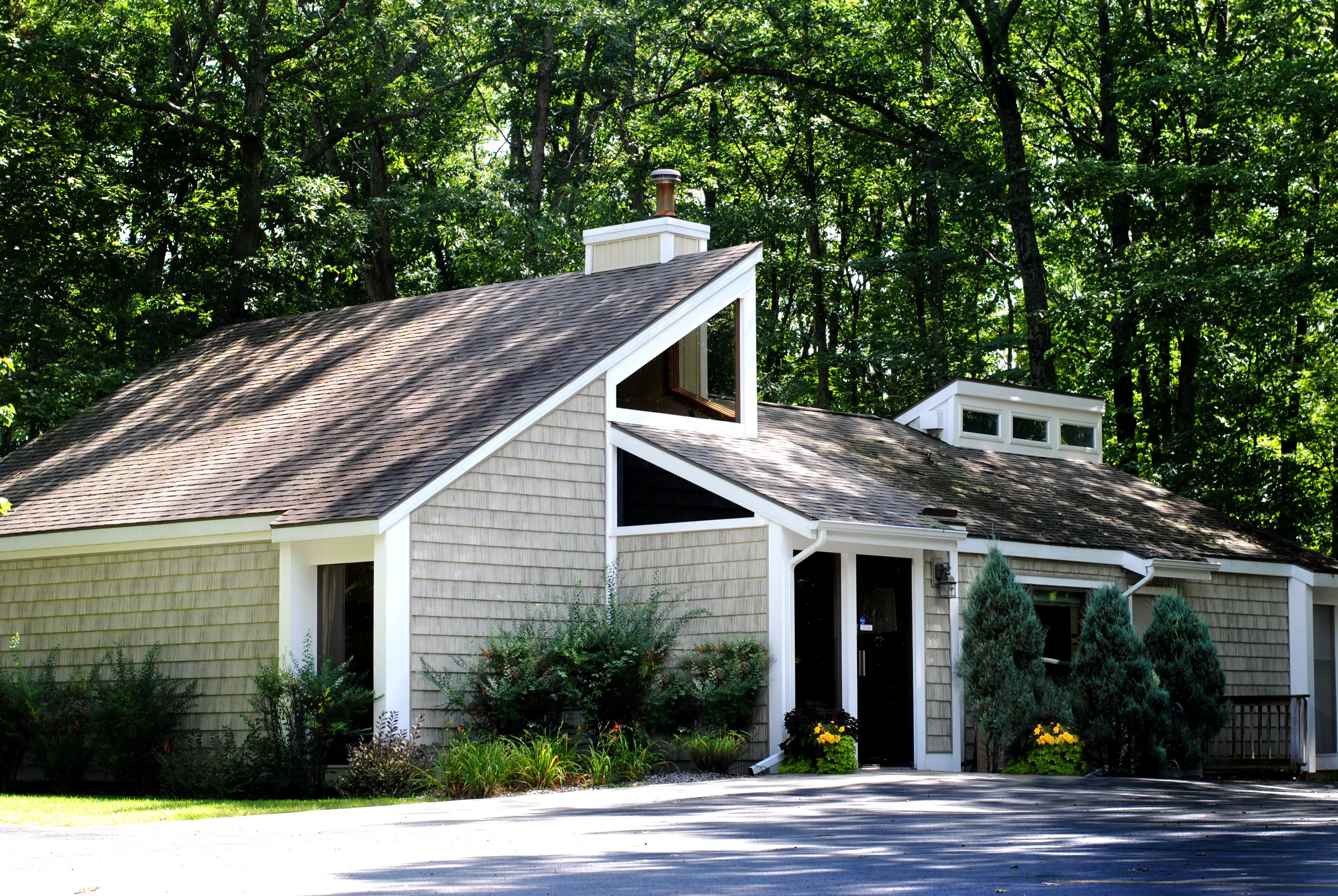 Woodland Family Dental office